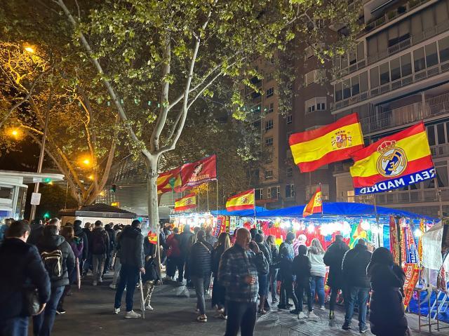 半岛体育官网-【现场】巴萨神童征服伯纳乌，西班牙找到秘密武器？