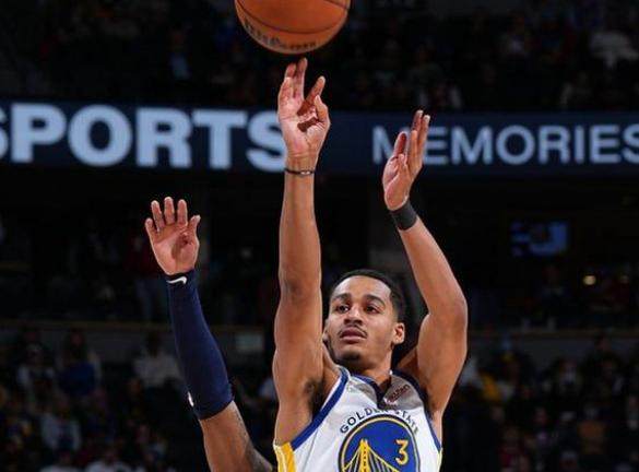 半岛体育-普尔取代克雷进入首发？忽冷忽热仍然是他最大弊端