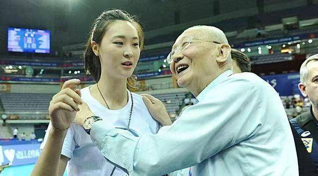 逼走陈忠和，打压刘国梁，排挤郎平，90岁“体坛恶人”目前咋样了？|魏纪中|国乒|中国女排|女排|中国奥委会_新浪体育_新浪新闻